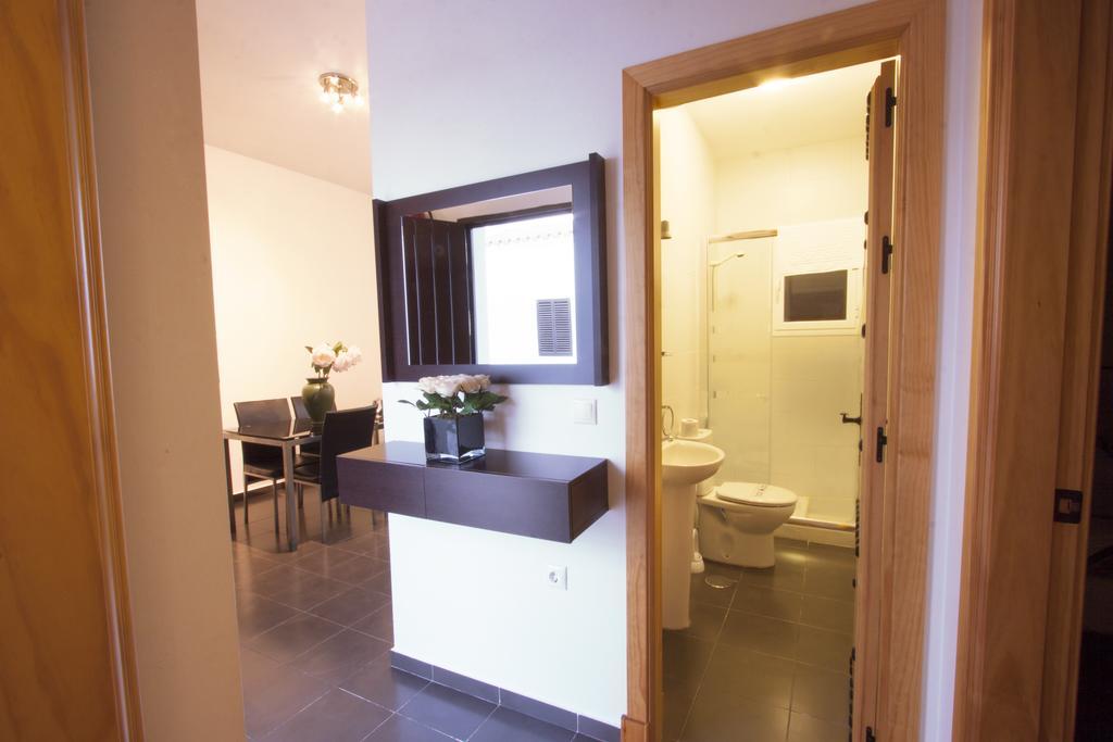 Apartamentos Puerta Sierra Puerto Serrano Exterior foto